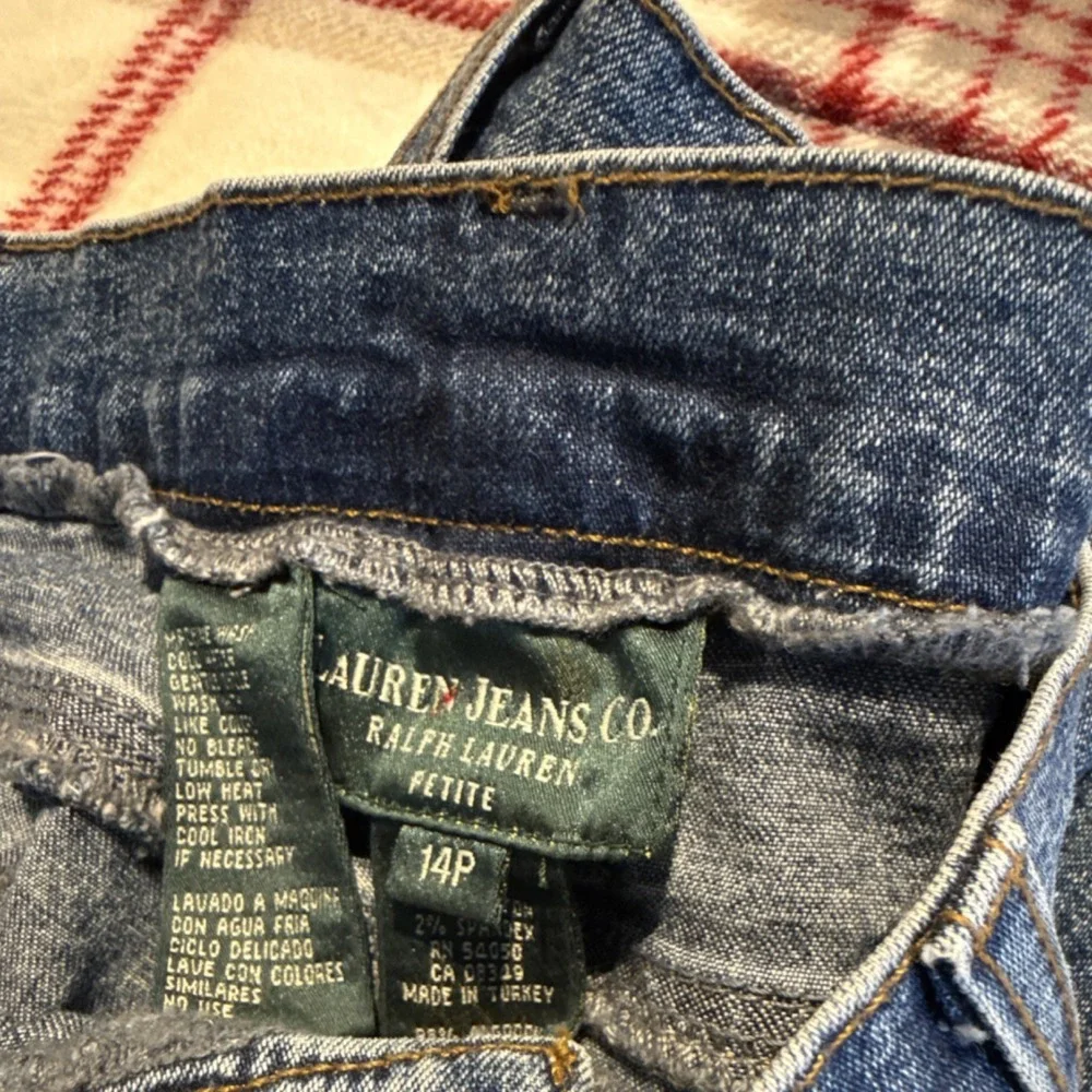 Lauren Jeans Co. Ralph Lauren Jeans Women Petite Blue Denim Size 14P - Picture 3 of 6